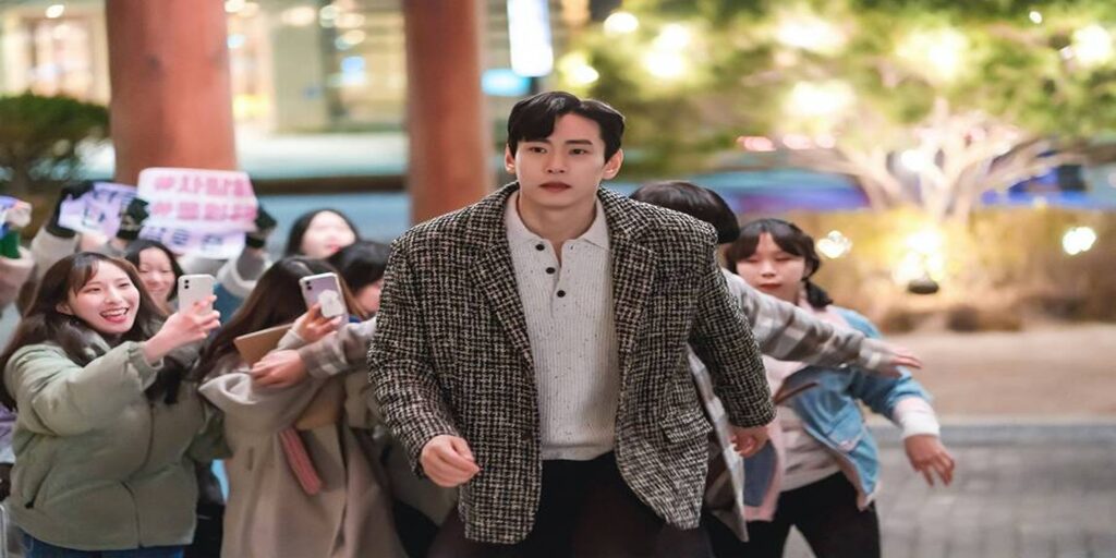 love-to-hate-you-paparazzi